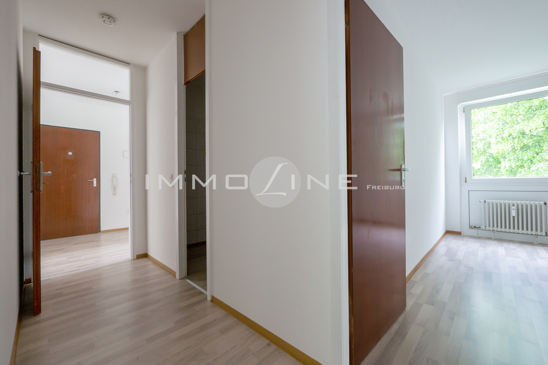 Flur & Zimmer (Ostseite)