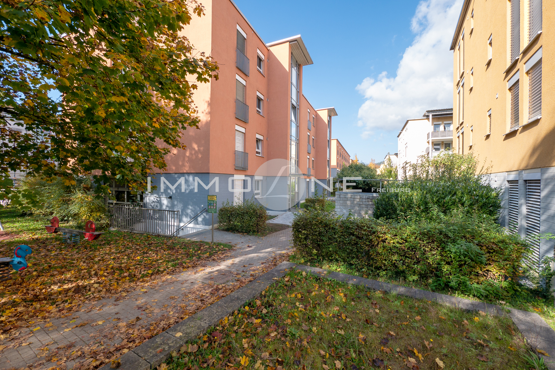 attraktive Wohn(an)lage - Gebäudeansicht (Nord-Ost)