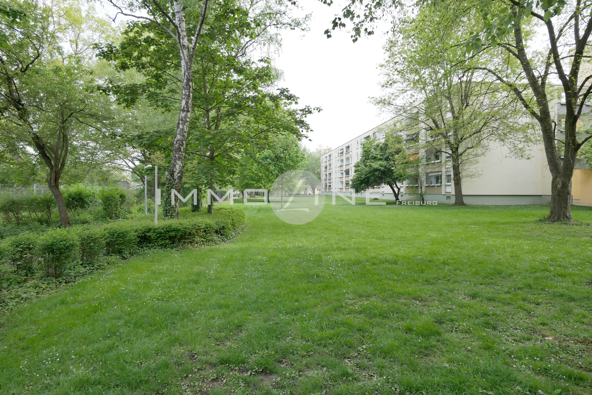 durchgrünte Wohn(an)lage - unweit des Moosweiers