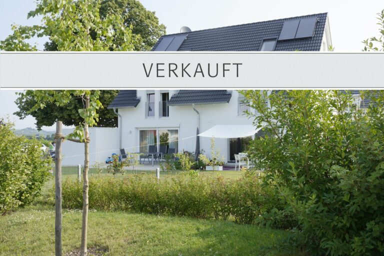 Referenzgebäude (Gartenseite)